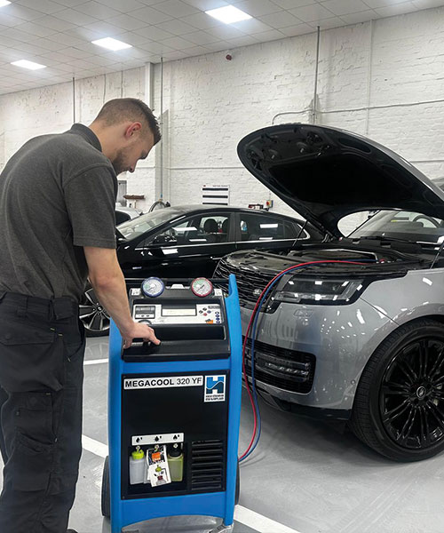 Expert Vehicle Repair Bodyshop Aston